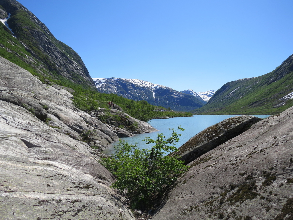 Jostedalsbreen_Norway_BHsiung2016 (4).jpg Jostedalsbreen_Norway_BHsiung2016 (4).jpg