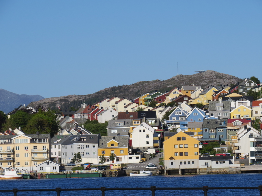 Kristiansund_Norway_BHsiung2016 (2)(1).jpg Kristiansund_Norway_BHsiung2016 (2)(1).jpg