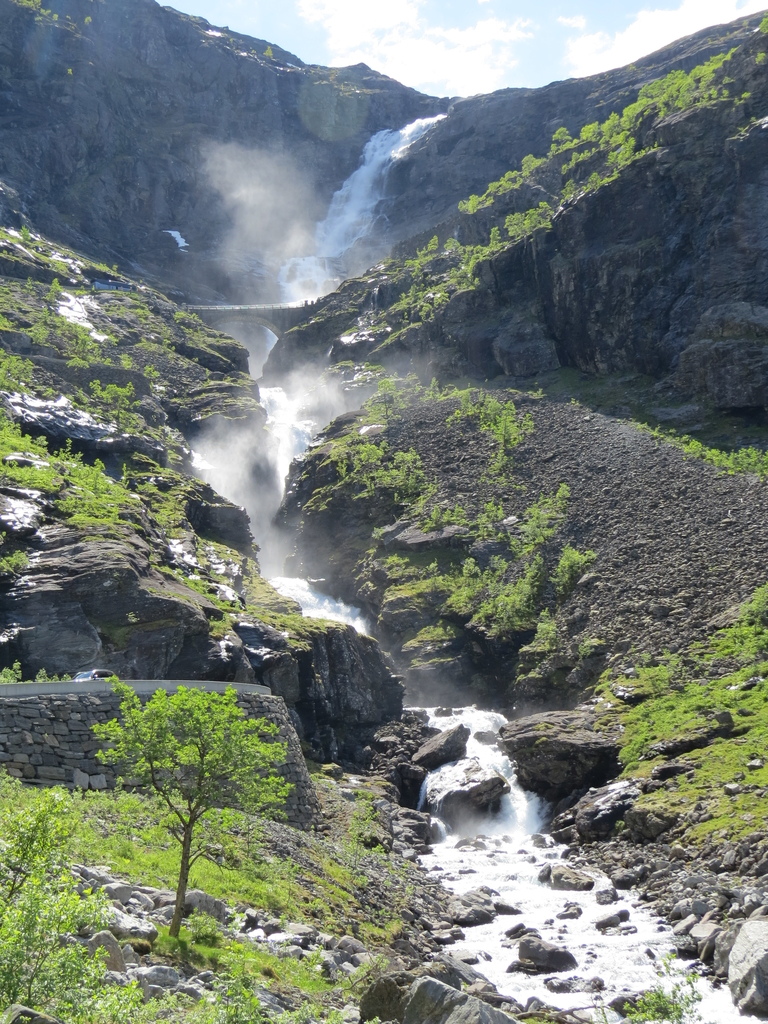 Stigfossen waterfall_Norway_BHsiung2016 (2).jpg Stigfossen waterfall_Norway_BHsiung2016 (2).jpg