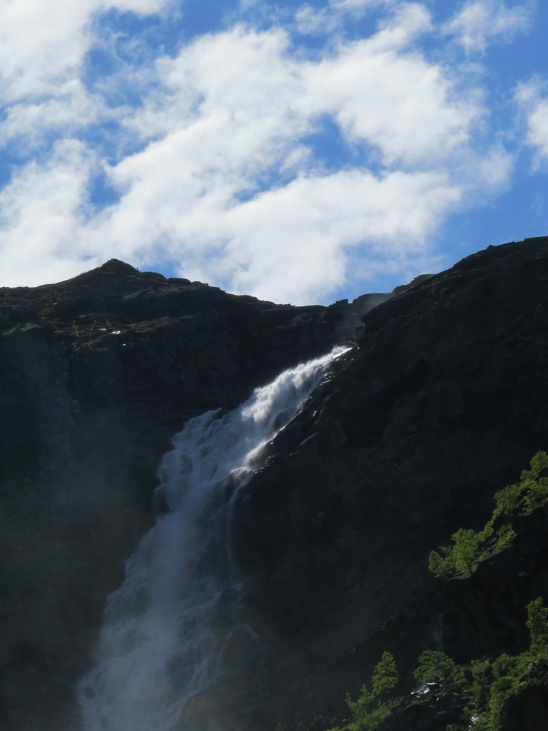 Stigfossen waterfall_Norway_BHsiung2016 (5).jpg Stigfossen waterfall_Norway_BHsiung2016 (5).jpg