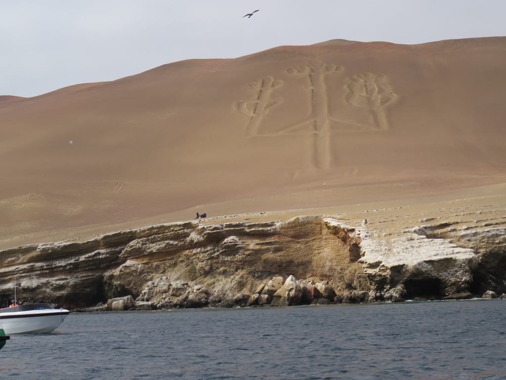 Paracas Candelabra_Peru_Barry Hsiung2017 (2).jpg Paracas Candelabra_Peru_Barry Hsiung2017 (2).jpg