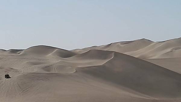 desert.jpg desert.jpg