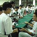 球員哥哥來簽名-浣熊 (4).jpg
