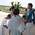 依依不捨回家去 (9).JPG