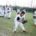 內野滾地我來接 (113).JPG