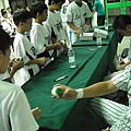 球員哥哥來簽名-貓熊 (3).jpg