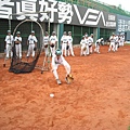 08.02棕熊-內野守備無人能 (3).jpg