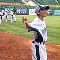 08.03小熊-內野守備無人能敵 (12).JPG
