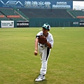 08.2 棕熊-我是小小王建民(5).jpg