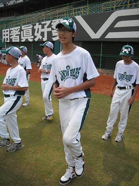 08.02大熊-我是小小王建民 (12).JPG