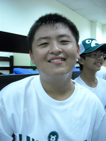 張鎧麟.jpg