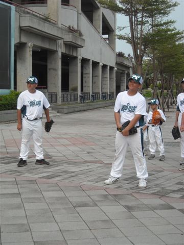 小熊 - 內野守備我最行 (6).JPG