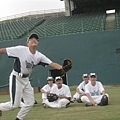 大熊-外野飛球不漏接 (1).JPG