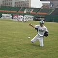 小熊-外野飛球交給我 (3).jpg