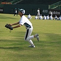 棕熊-外野飛球不漏接 (1).JPG