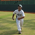 棕熊-外野飛球不漏接 (7).JPG