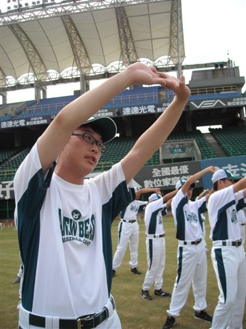 小熊-熱身 (1).jpg