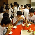 1黑熊 - 享用美味餐點 (6).JPG