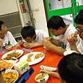 6小熊 - 享用美用餐點 (9).jpg