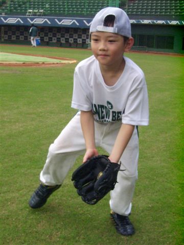 2浣熊 - 內野守備我最強 (27).JPG