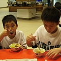 貓熊寶寶在吃飯囉 (23).JPG