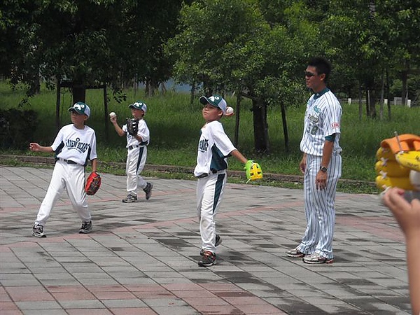 建宏哥哥來教投手囉-黑熊 (53).jpg