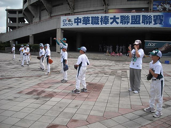 建宏哥哥來教投手囉-黑熊 (8).jpg