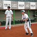 少鈞哥哥來教內野囉 (38).jpg