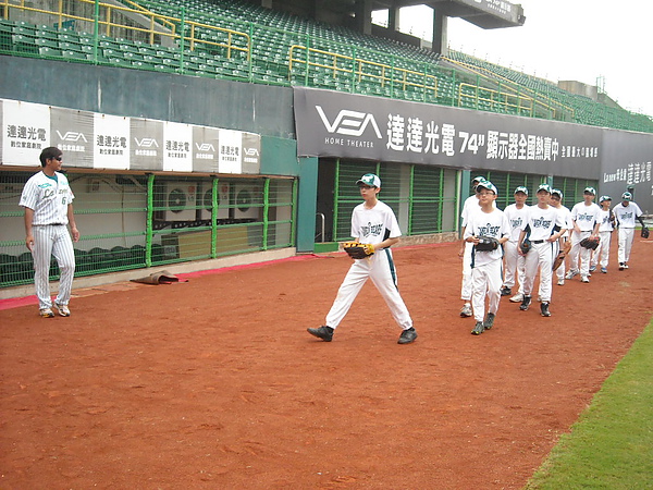 少鈞哥哥來教內野囉 (40).jpg