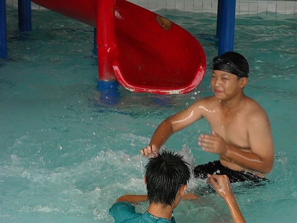 去澄清湖青年活動中心游泳 (34).jpg