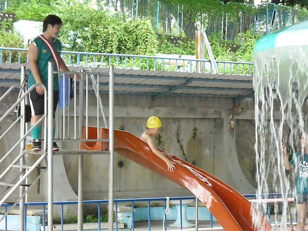 去澄清湖青年活動中心游泳.jpg