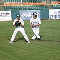 黑熊vs浣熊 (19).JPG