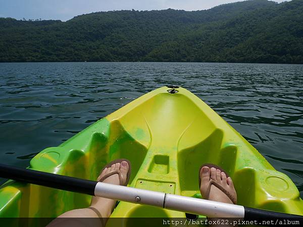 鯉魚潭划獨木舟