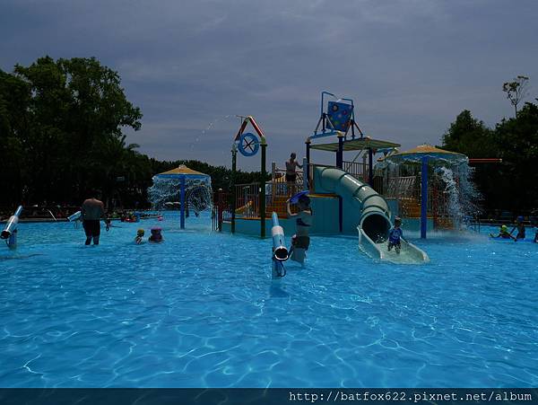 知卡宣親水公園