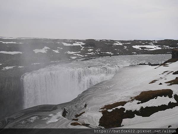 黛提瀑布（dettifoss）