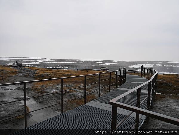 前往黛提瀑布（dettifoss）