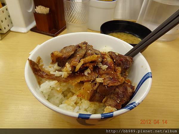 牛カルビ丼