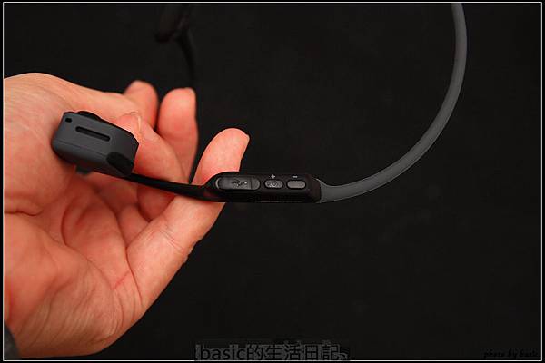 AfterShokz Trekz Air AS650骨傳導藍牙耳機開箱,使用分享 @basic的生活日記 nEO_IMG_1X9C7978