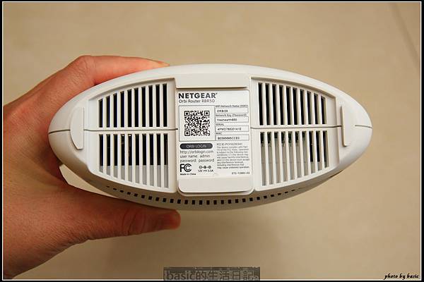 大坪數空間或透天別墅的無線網路救星–NETGEAR Orbi RBK52W開箱使用分享(MESH網狀覆蓋技術) @basic的生活日記 nEO_IMG_1X9C8236