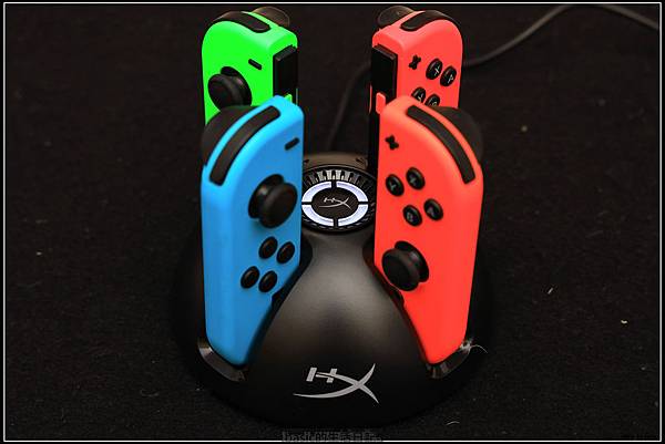 HyperX switch把手充電器 , chargeplay quad開箱使用分享(一次可充四支搖桿) @basic的生活日記 /tmp/phpb8MXq2