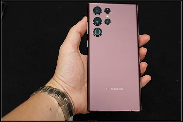 久違的Note,筆較厲害, Samsung Galaxy S22 Ultra開箱外觀分享