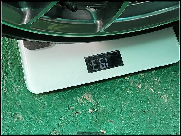 一暝大一吋?我的RAYS G025自己長大了…(BMW G21 , 20吋) @basic的生活日記 /tmp/phpGpA3Fe