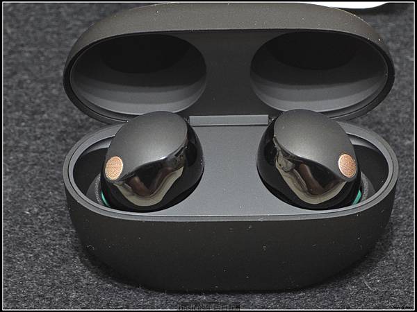 目前SONY的無線入耳式藍牙耳機頂端WF-1000XM5開箱分享 @basic的生活日記 目前SONY的無線入耳式藍牙耳機頂端WF-1000XM5開箱分享