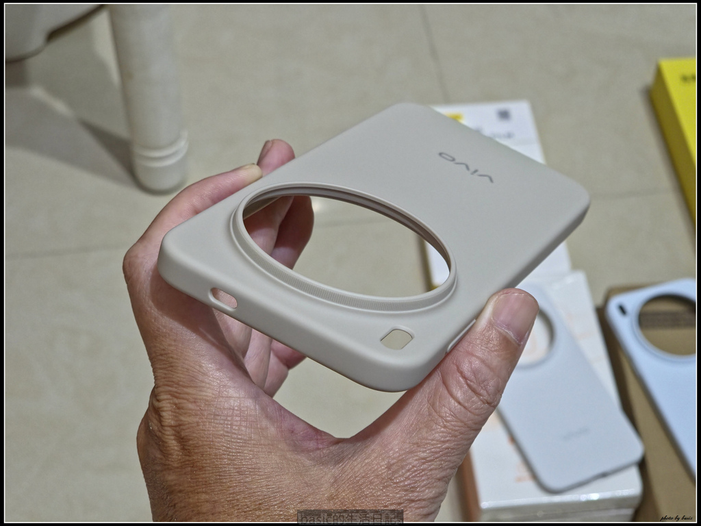 三軍未發,糧草先行-Vivo X300pro螢幕保護貼與保護殼開箱分享1 @basic的生活日記 /tmp/phpETvmmF