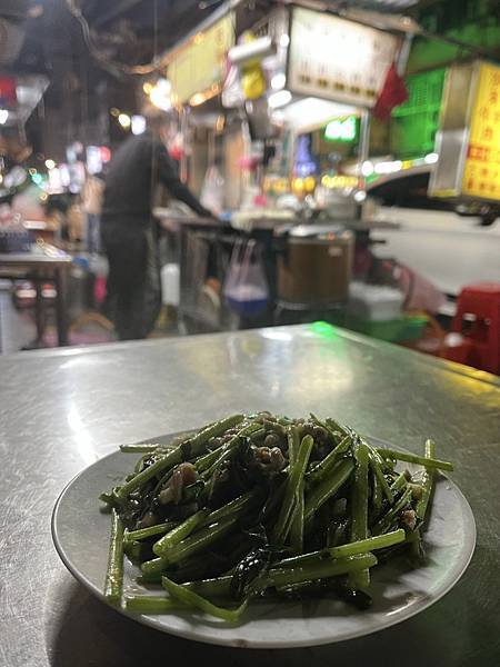 張炒飯\張沙茶牛肉【台北延三夜市】不是榜上有名可依舊好好