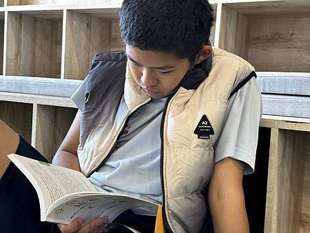 (睡眠)  喚醒你的睡眠力量：《身體喜歡你這樣睡》