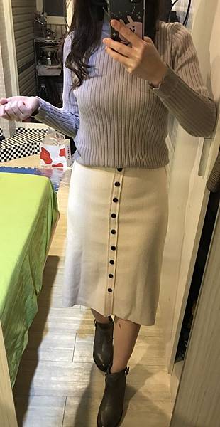 白針織裙1.jpg 白針織裙1.jpg