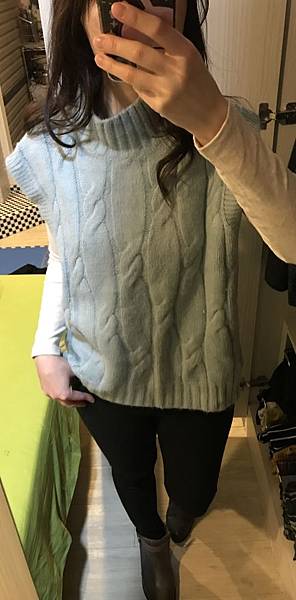 落肩背心1.jpg 落肩背心1.jpg