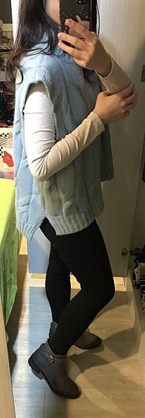 落肩背心2.jpg 落肩背心2.jpg