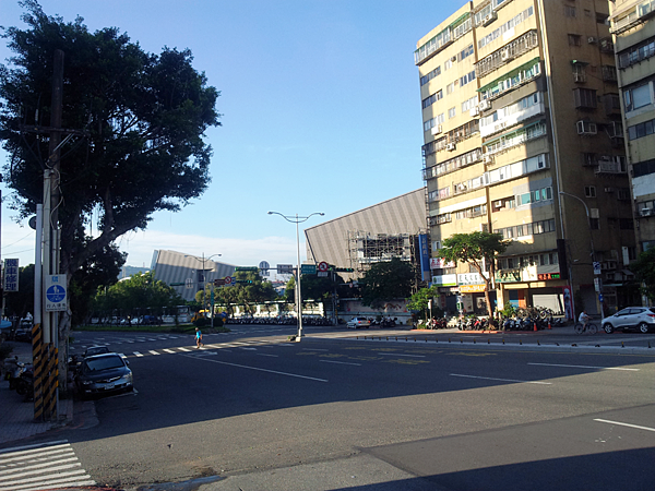 寶殿大廈 寶殿大廈周圍景觀 地貌大不相同 寶殿大廈社區觀測的相簿 痞客邦